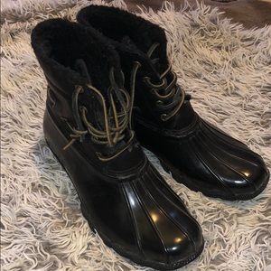 Steve Madden duck boots